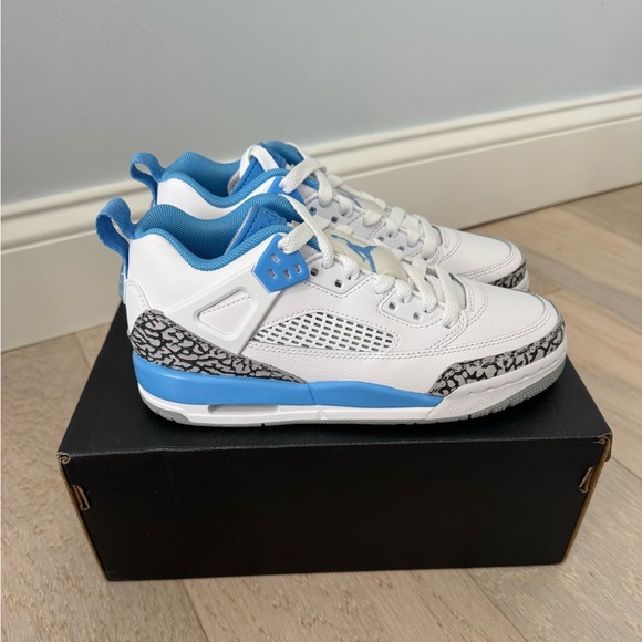 Jordan Spizike Low Boys - Picture 1 of 5